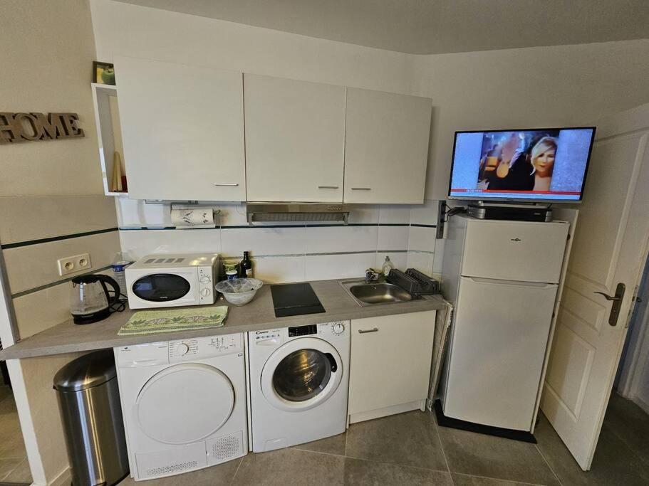 Studio Tout Equipe Et Chaleureux En Rez De Chaussee, Parfait Pour Explorer Montpellier Kültér fotó